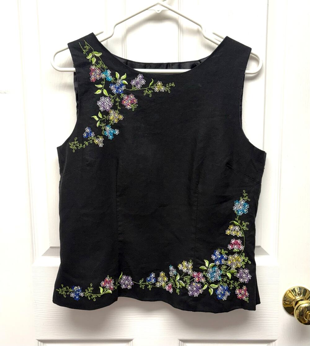 Studio C Blouse Embroidered Linen Womens 12 Black Floral Lined Sleeveless Top